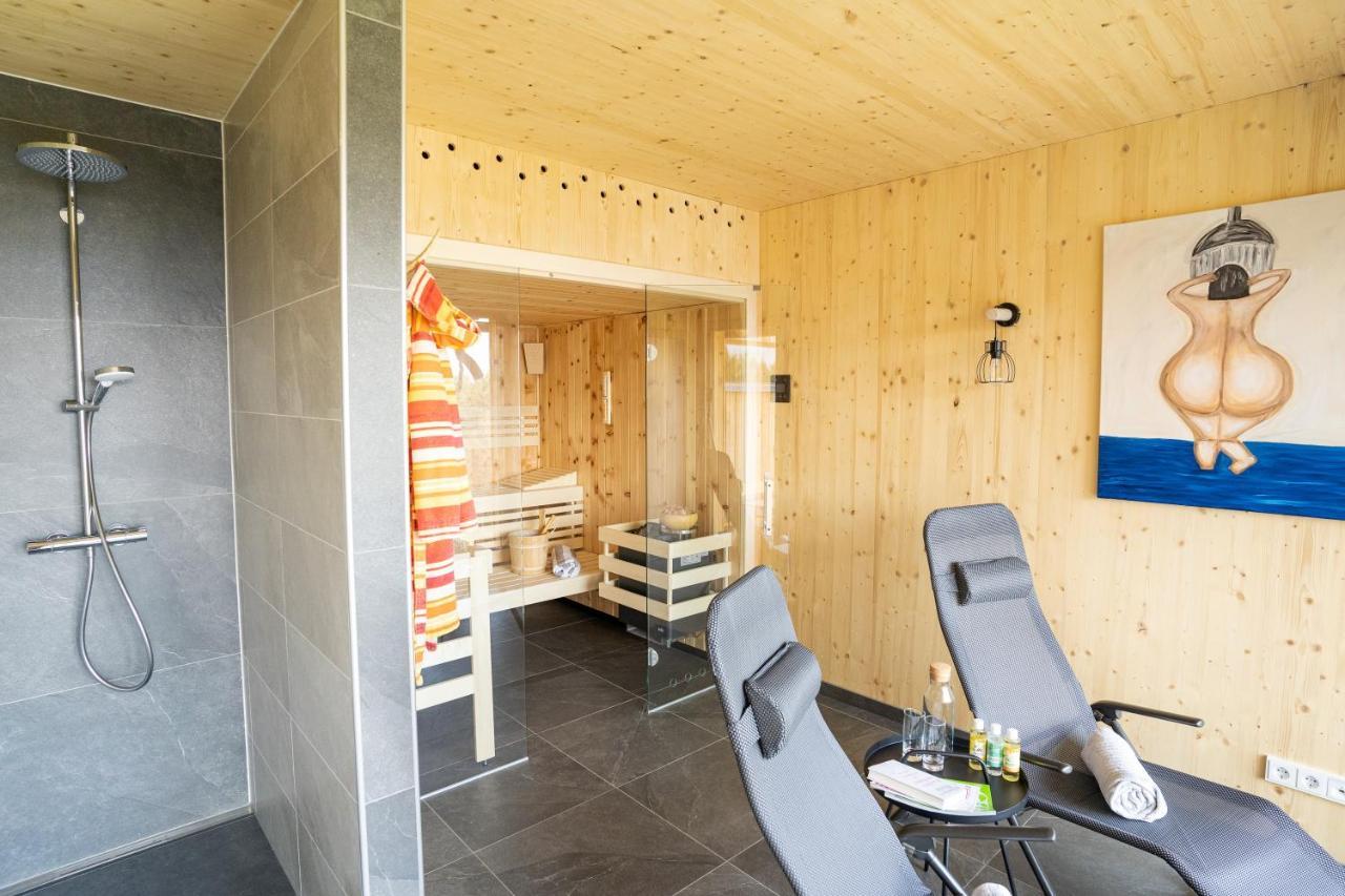 Holzhaus "Zum Schwarz'N" Apartment Aurach am Hongar Luaran gambar