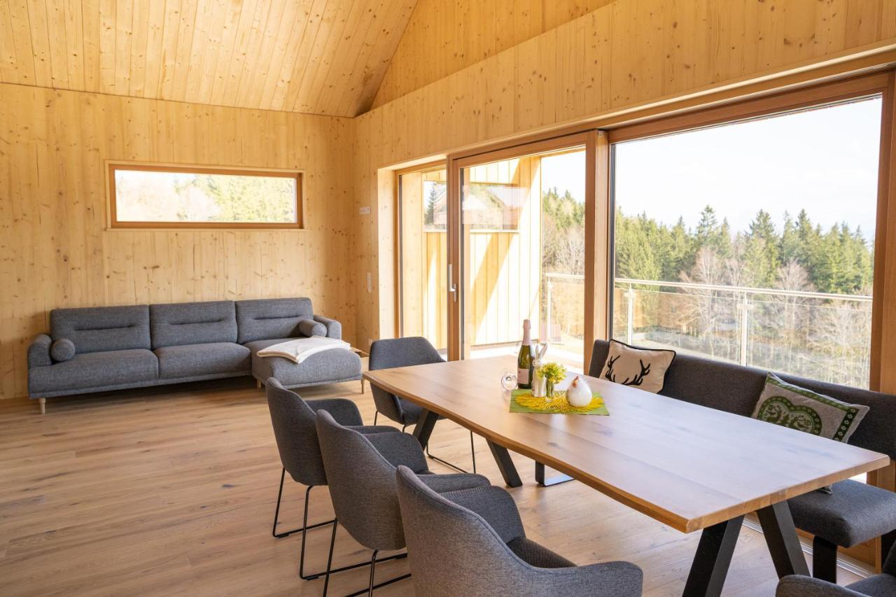 Holzhaus "Zum Schwarz'N" Apartment Aurach am Hongar Luaran gambar