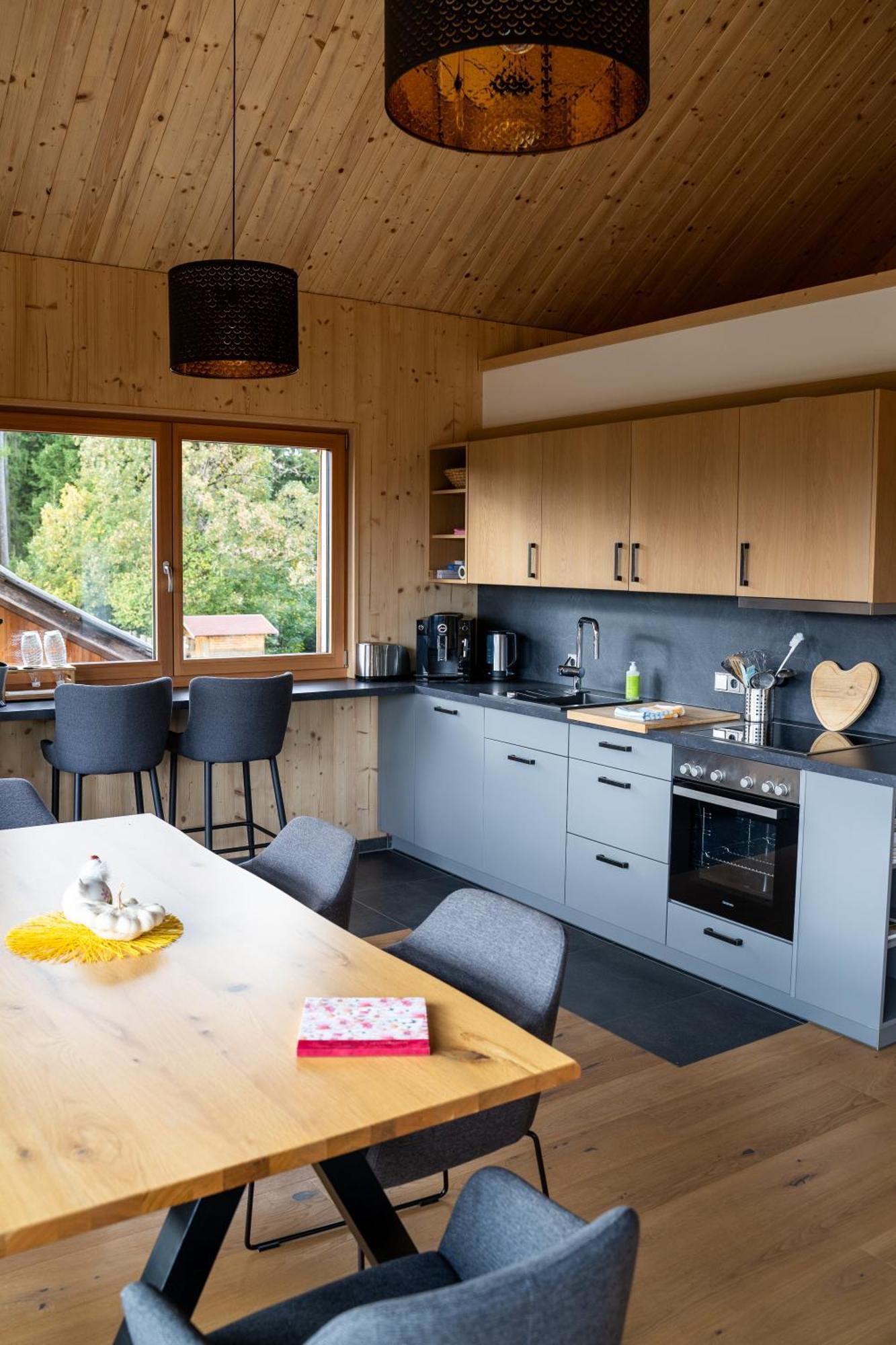 Holzhaus "Zum Schwarz'N" Apartment Aurach am Hongar Luaran gambar